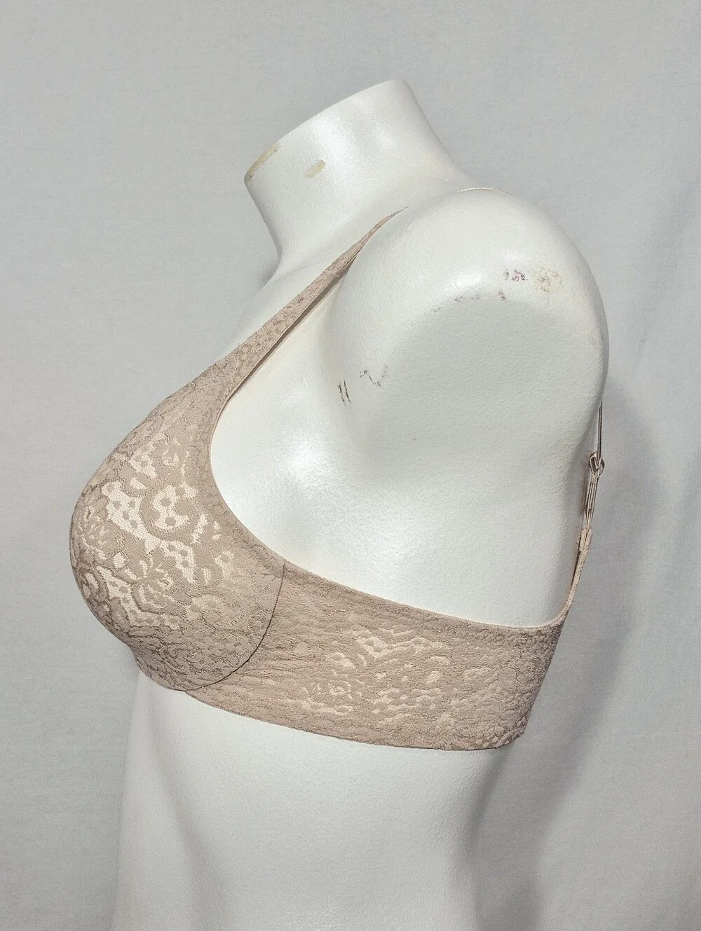 32D Wacoal 65547 Full Figure Halo Lace Underwire Bra Beige‎